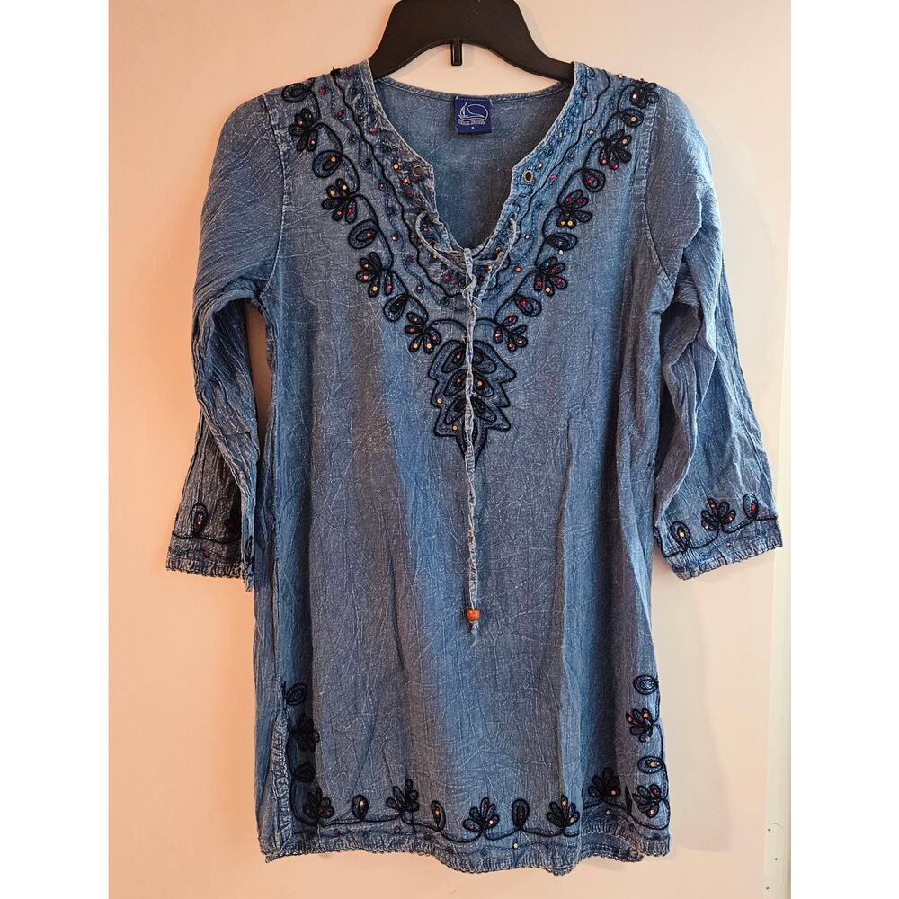Women's Shoe Sock Denim Embroidered V Neck Shirt Or Dress Size Small - Picture 8 of 9